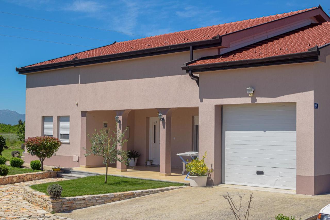 Villa Kod Bube Ljubuški エクステリア 写真